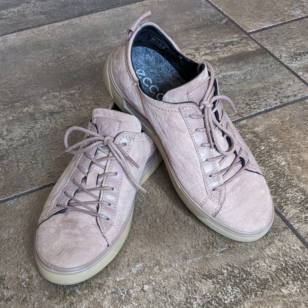 Ecco Traytech Leather Sporty Summer Sneakers Casual Size 6.5/7 Pink